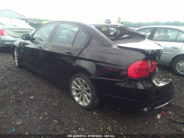 Photo 2 VIN: WBAPK7C57BA972567 - BMW 3 SERIES 