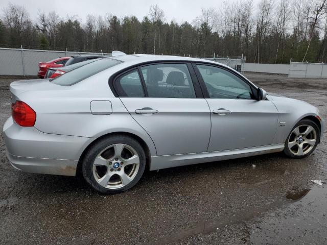 Photo 2 VIN: WBAPK7C58AA460797 - BMW 3 SERIES 