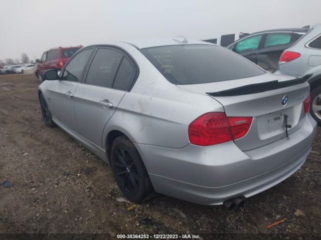 Photo 2 VIN: WBAPK7C58AA462341 - BMW 328I 