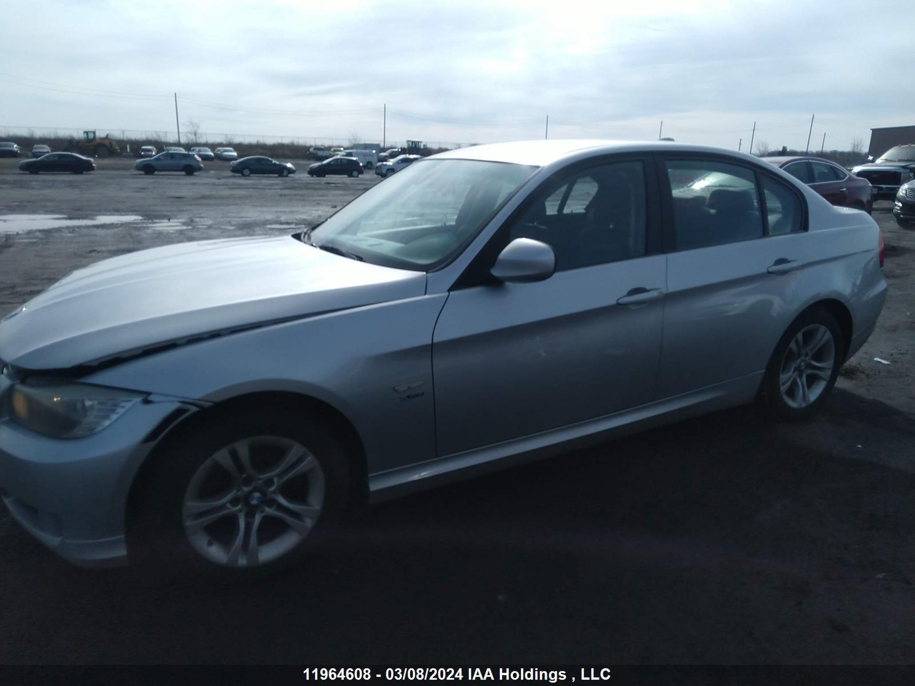 Photo 13 VIN: WBAPK7C58BA772944 - BMW 3ER 