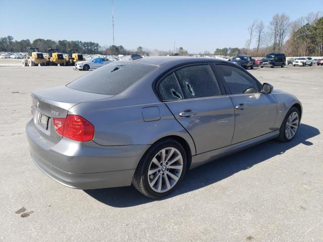 Photo 2 VIN: WBAPK7C58BA816859 - BMW 3 SERIES 