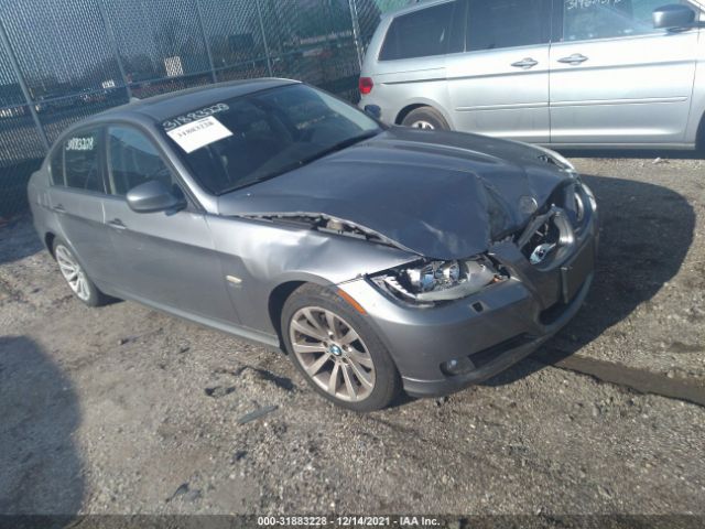 Photo 0 VIN: WBAPK7C58BA817638 - BMW 3 