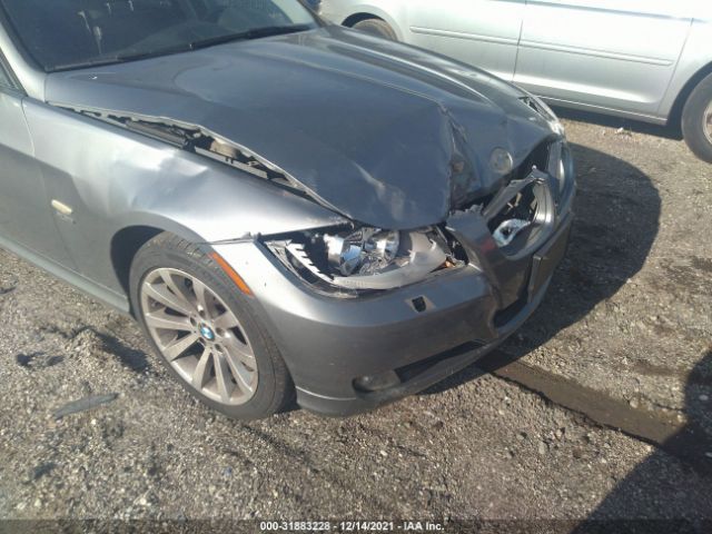 Photo 5 VIN: WBAPK7C58BA817638 - BMW 3 