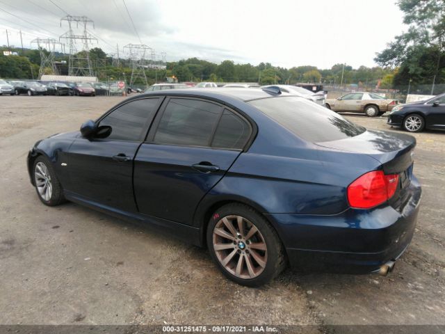 Photo 2 VIN: WBAPK7C58BA972335 - BMW 3 