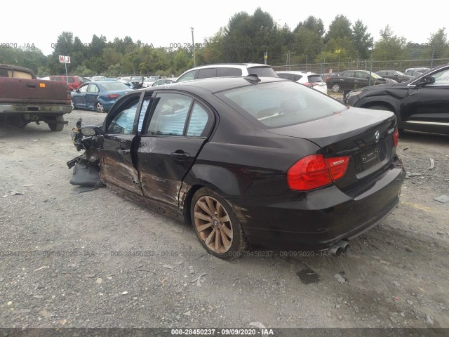 Photo 2 VIN: WBAPK7C58BF082372 - BMW 3 