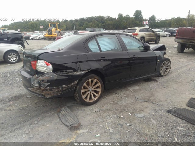 Photo 3 VIN: WBAPK7C58BF082372 - BMW 3 