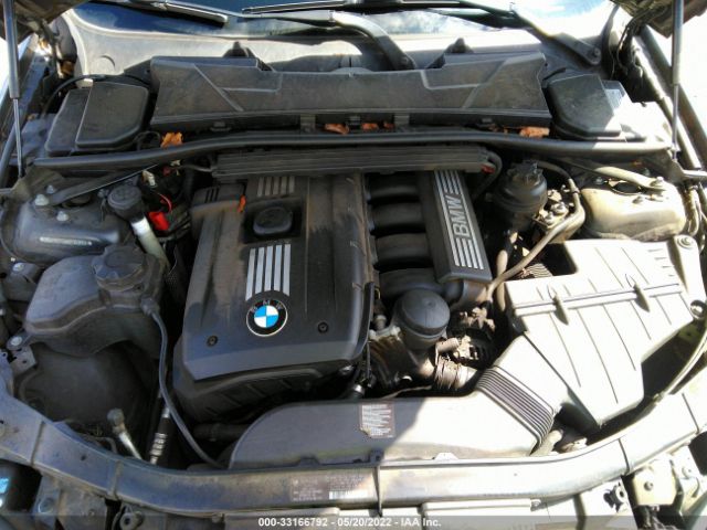 Photo 9 VIN: WBAPK7C58BF083604 - BMW 3 SERIES 