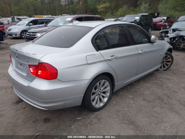 Photo 3 VIN: WBAPK7C58BF086826 - BMW 328I 