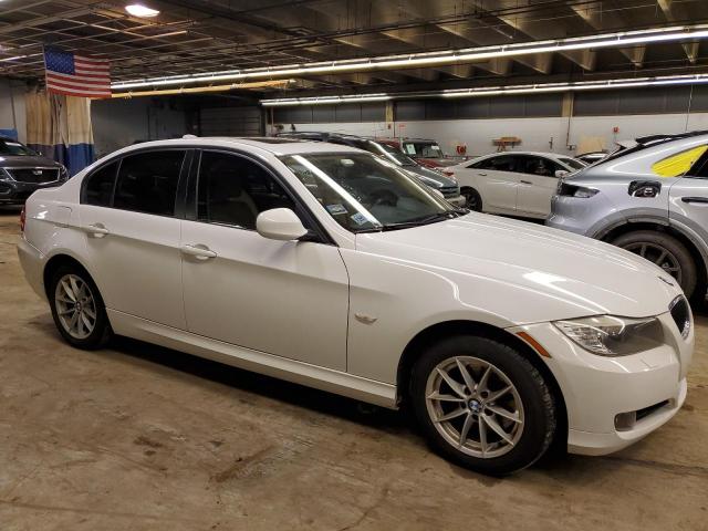 Photo 3 VIN: WBAPK7C59AA462476 - BMW 3 SERIES 