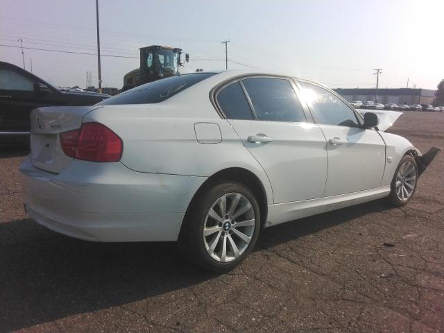 Photo 2 VIN: WBAPK7C59BA818975 - BMW 328 XI 