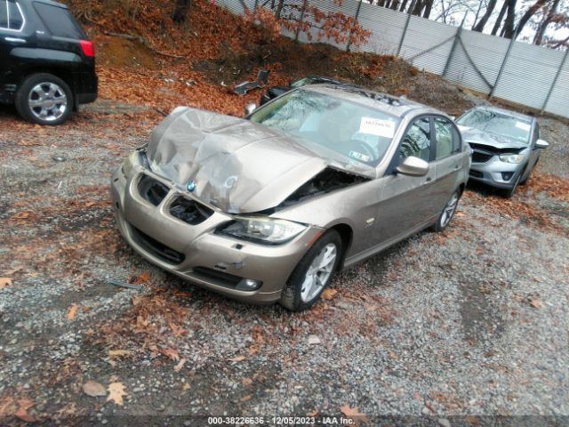 Photo 1 VIN: WBAPK7C5XAA458677 - BMW 328I 