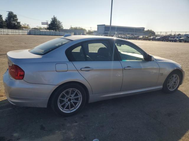 Photo 2 VIN: WBAPK7C5XAA460591 - BMW 328 XI 