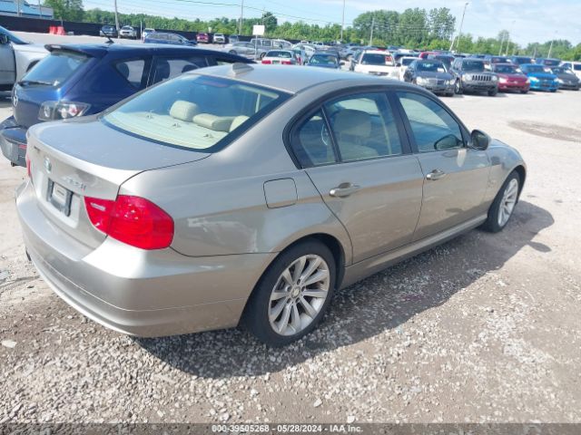 Photo 3 VIN: WBAPK7C5XBA970781 - BMW 328 