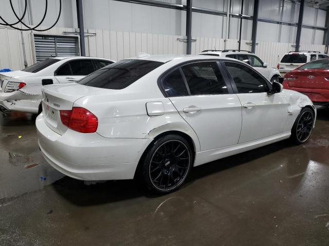 Photo 2 VIN: WBAPK7C5XBA972420 - BMW 328 XI 