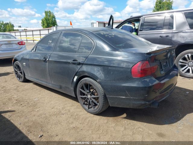 Photo 2 VIN: WBAPK7C5XBA973437 - BMW 328I 