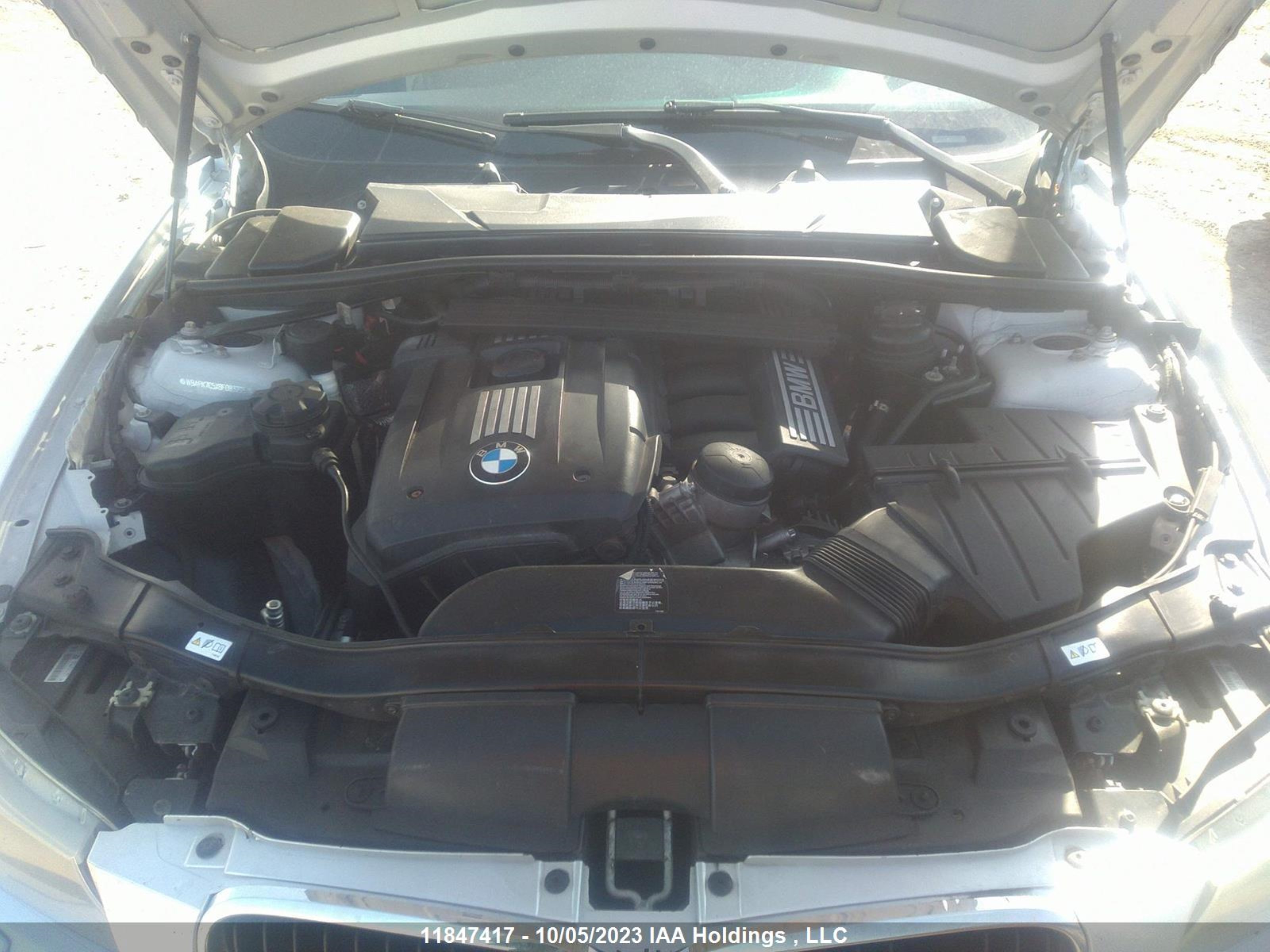 Photo 9 VIN: WBAPK7C5XBF083295 - BMW 3ER 