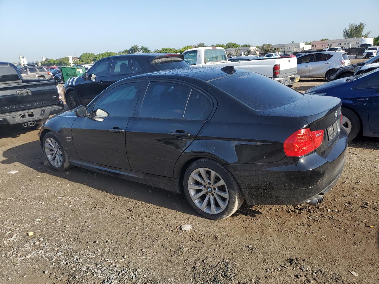 Photo 1 VIN: WBAPK7C5XBF087654 - BMW 3ER 