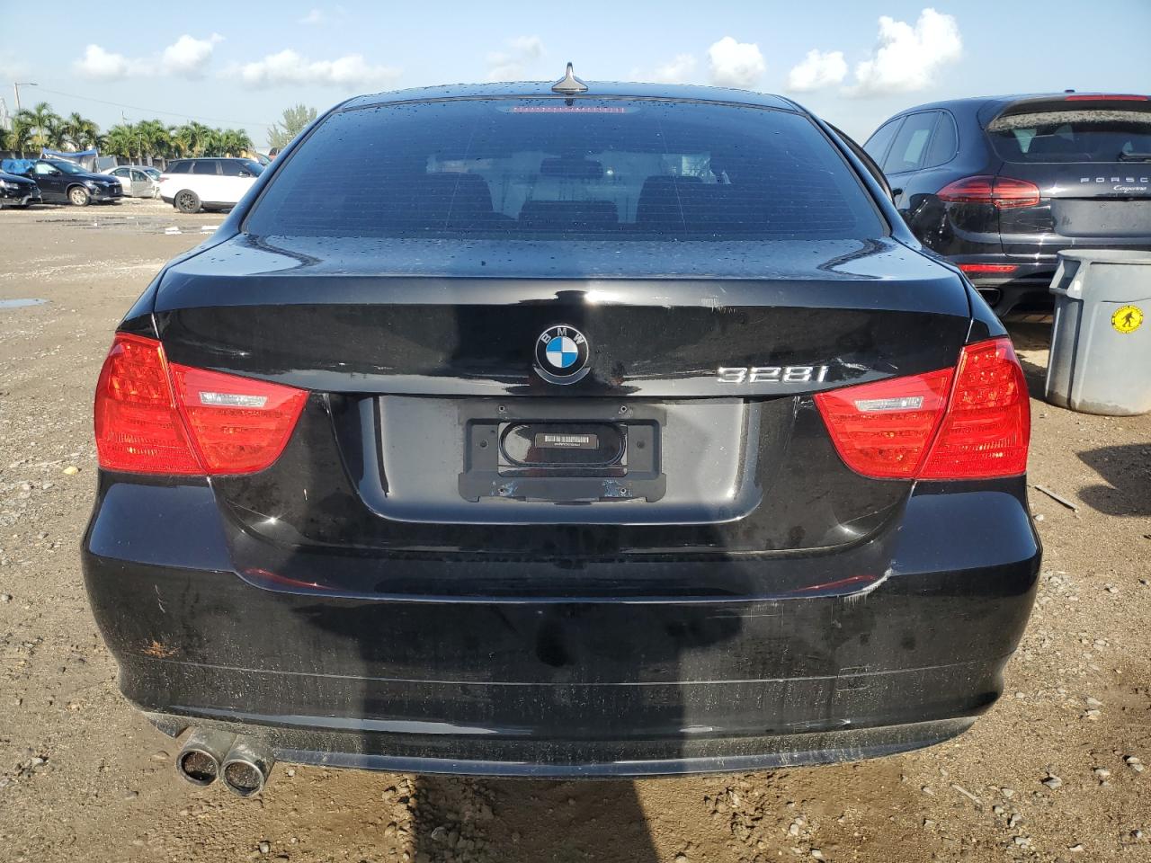 Photo 5 VIN: WBAPK7C5XBF087654 - BMW 3ER 