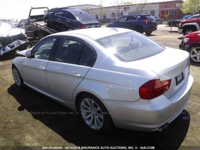 Photo 2 VIN: WBAPK7G50BNN78492 - BMW 3 