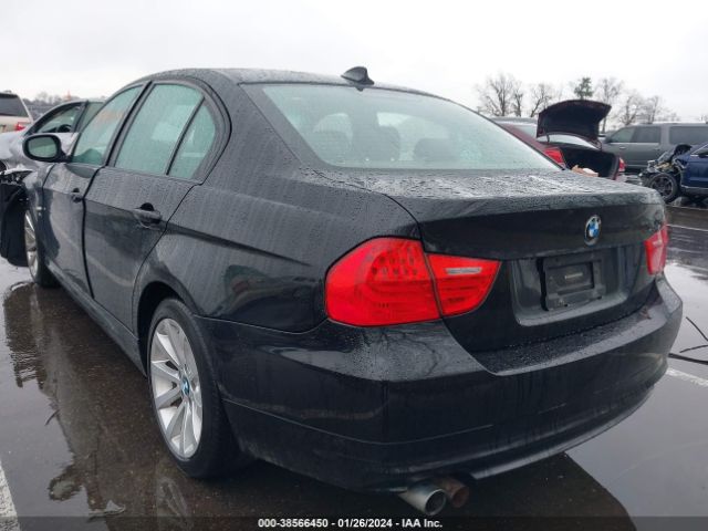 Photo 2 VIN: WBAPK7G51BNN85208 - BMW 328I 