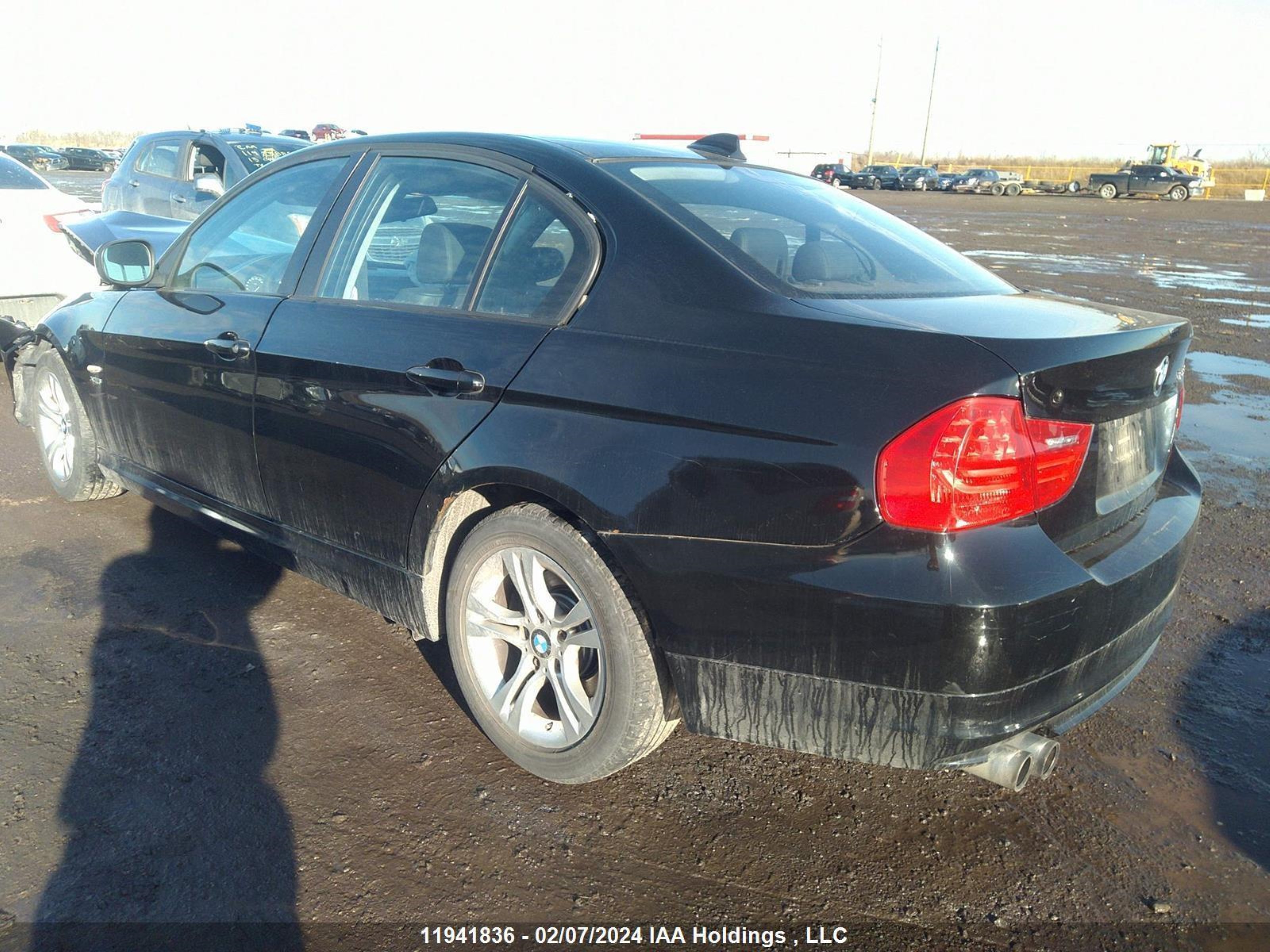 Photo 2 VIN: WBAPK7G51BNN85547 - BMW 3ER 