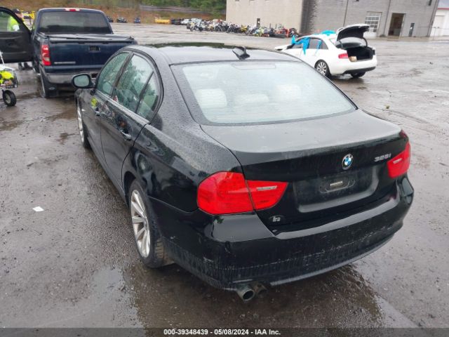 Photo 2 VIN: WBAPK7G52BNN70006 - BMW 328I 