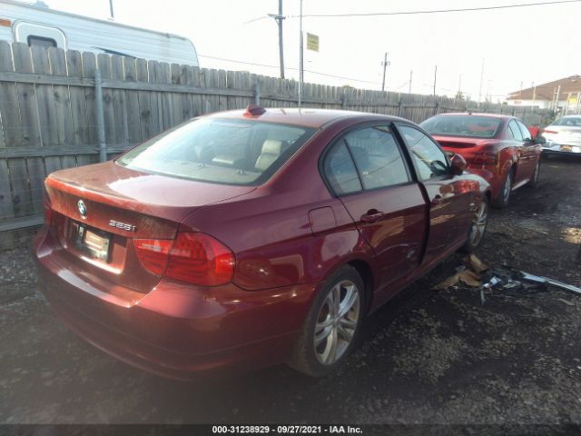 Photo 3 VIN: WBAPK7G53BNN78311 - BMW 3 