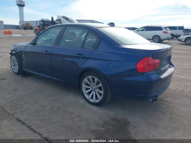 Photo 2 VIN: WBAPK7G54BNN69827 - BMW 328I 