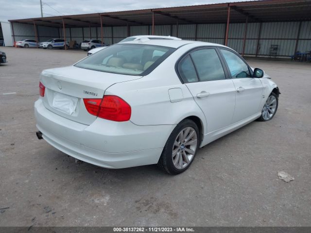 Photo 3 VIN: WBAPK7G54BNN77488 - BMW 328I 