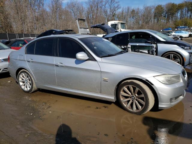 Photo 3 VIN: WBAPK7G54BNN78706 - BMW 328 XI 