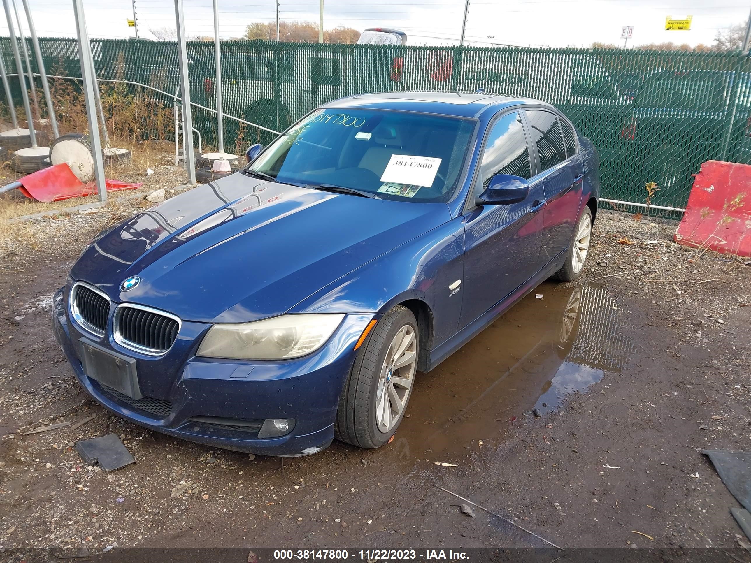 Photo 1 VIN: WBAPK7G54BNN86353 - BMW 3ER 