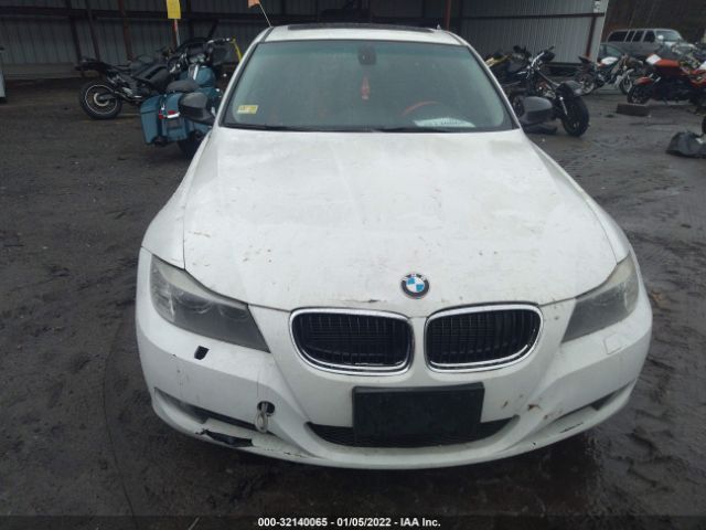 Photo 5 VIN: WBAPK7G55BNN77998 - BMW 3 