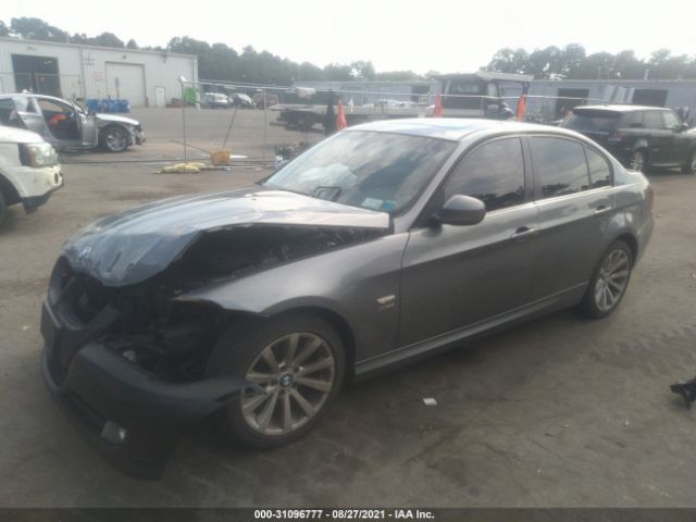 Photo 1 VIN: WBAPK7G56BNN48848 - BMW 3 