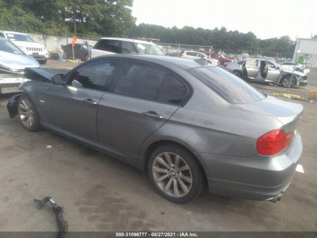 Photo 2 VIN: WBAPK7G56BNN48848 - BMW 3 