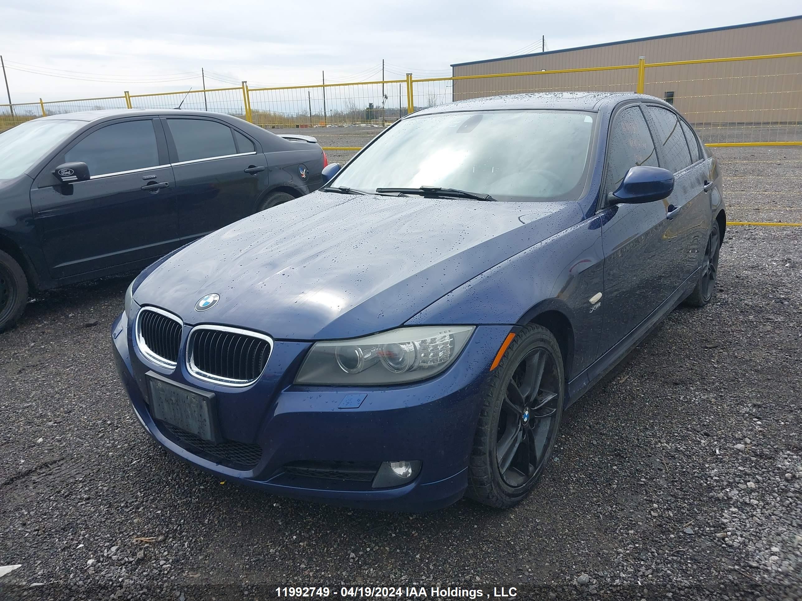 Photo 1 VIN: WBAPK7G57BNN70602 - BMW 3ER 