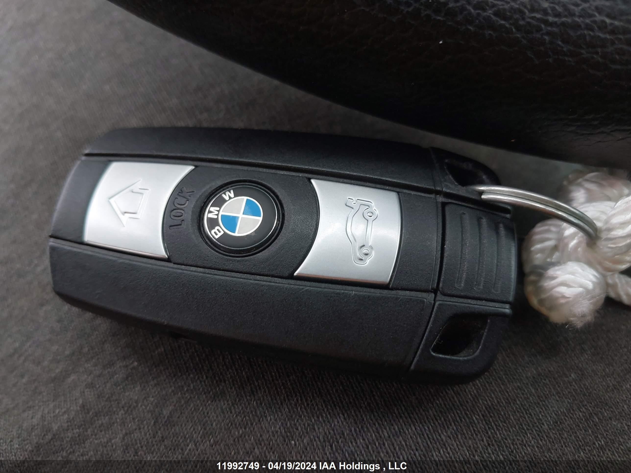 Photo 10 VIN: WBAPK7G57BNN70602 - BMW 3ER 