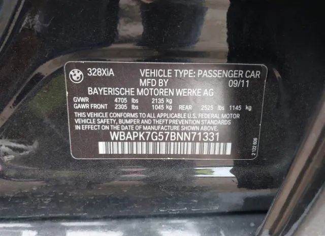 Photo 8 VIN: WBAPK7G57BNN71331 - BMW 3 SERIES 