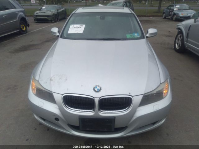 Photo 5 VIN: WBAPK7G57BNN77856 - BMW 3 