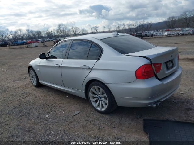 Photo 2 VIN: WBAPK7G57BNN78375 - BMW 328I 