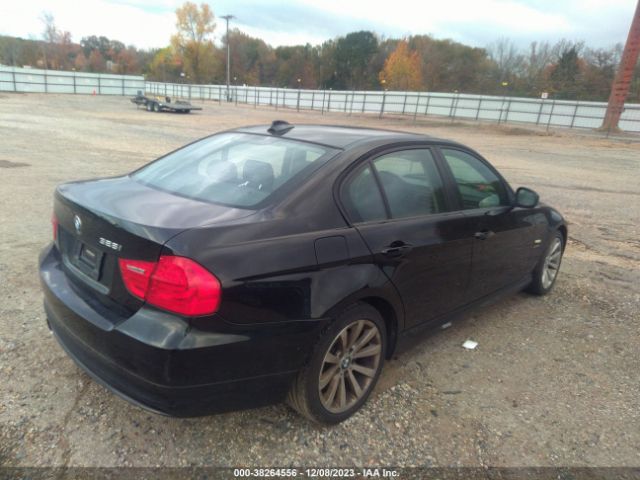 Photo 3 VIN: WBAPK7G58BNN77493 - BMW 328I 