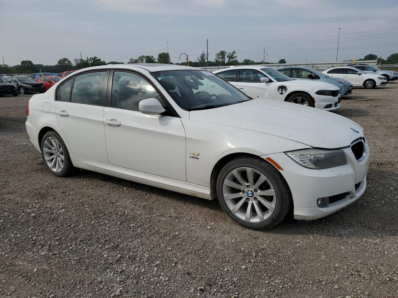 Photo 3 VIN: WBAPK7G59BNN78328 - BMW 3ER 