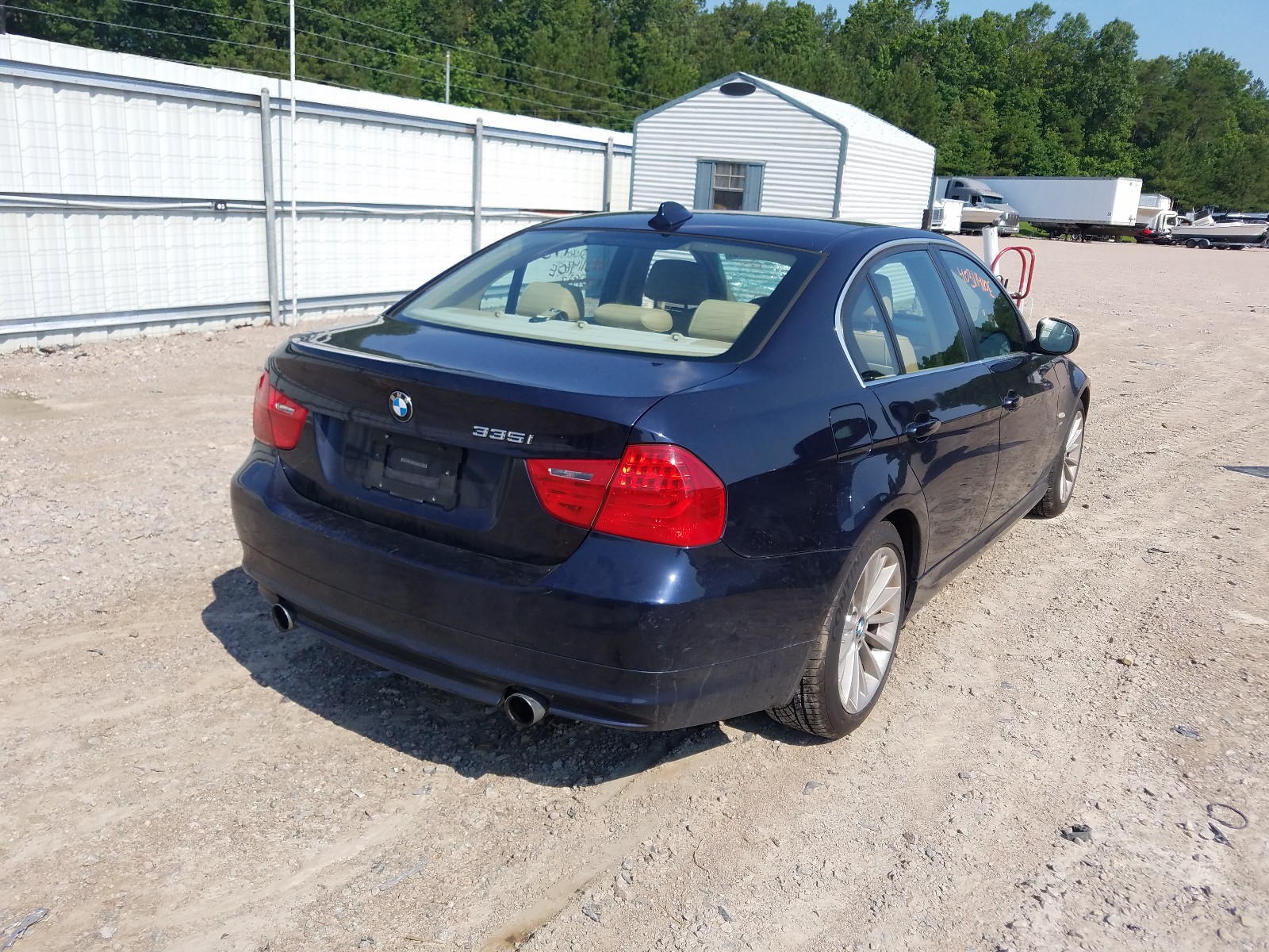 Photo 3 VIN: WBAPL33549A404650 - BMW 335 XI 