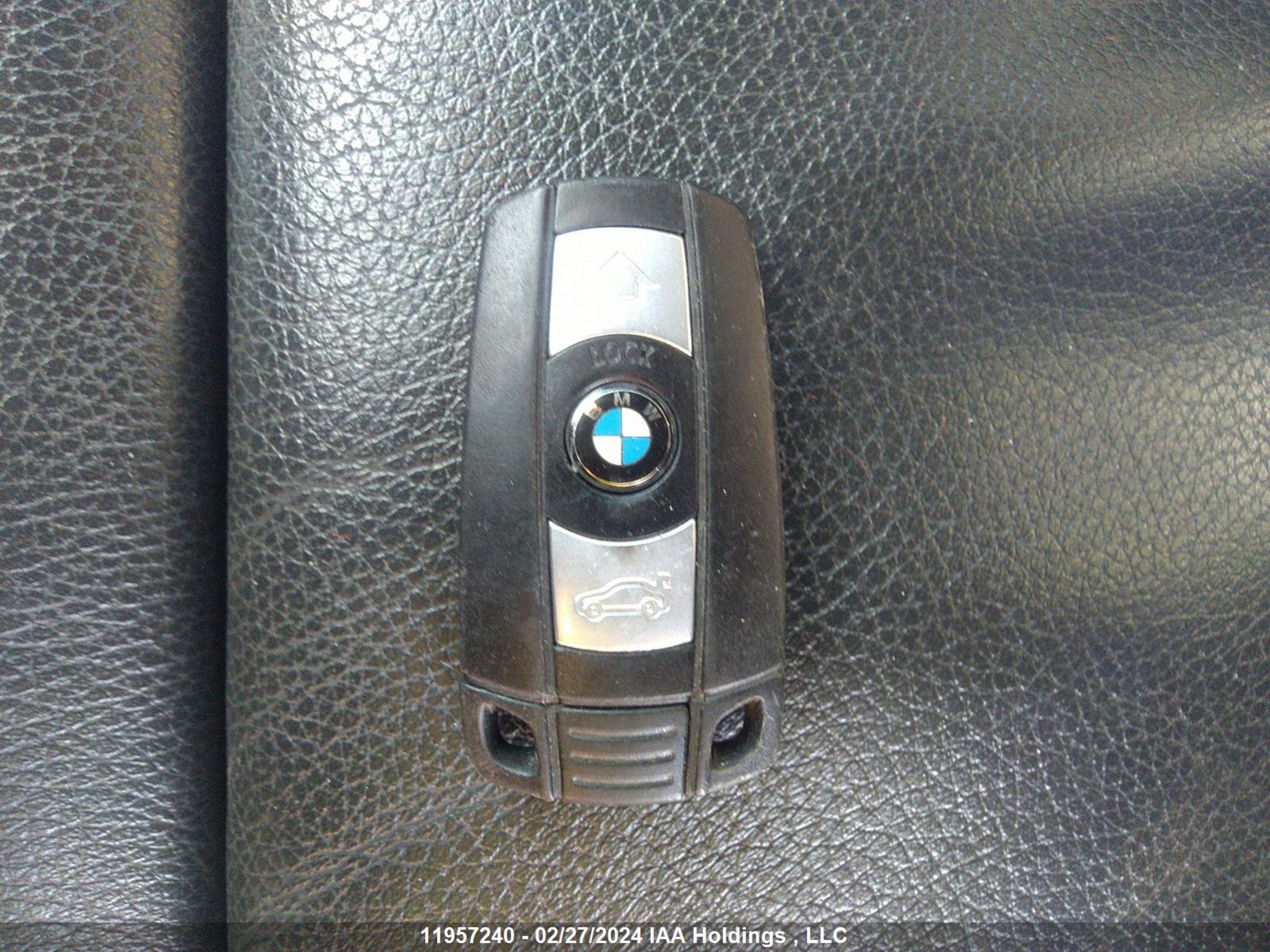 Photo 10 VIN: WBAPL33549A405040 - BMW 3ER 