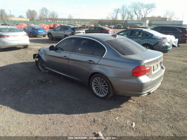 Photo 2 VIN: WBAPL3C57AA408812 - BMW 335I 