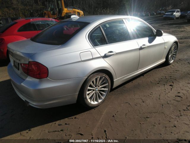 Photo 3 VIN: WBAPL5C50BA917430 - BMW 335I 