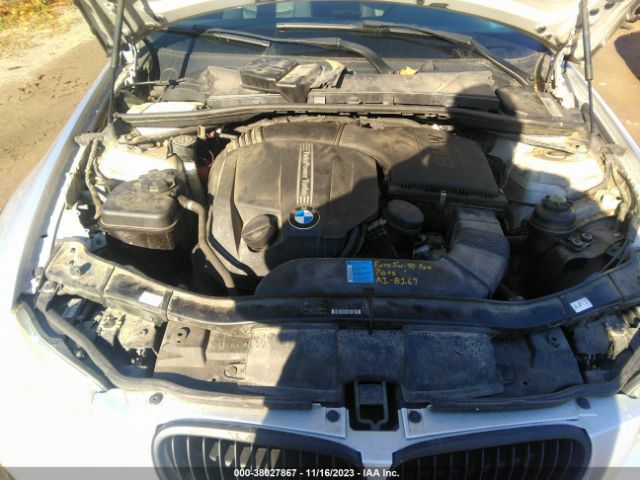 Photo 9 VIN: WBAPL5C50BA917430 - BMW 335I 