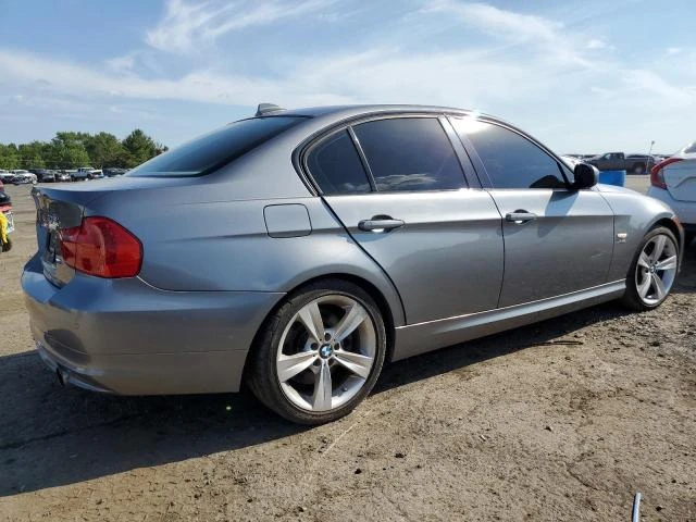 Photo 2 VIN: WBAPL5C50BA919095 - BMW 335 XI 