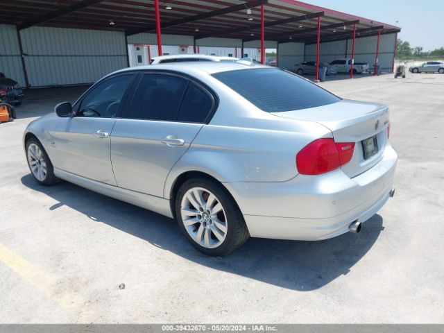 Photo 2 VIN: WBAPL5C54BA918323 - BMW 335I 