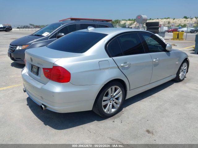 Photo 3 VIN: WBAPL5C54BA918323 - BMW 335I 