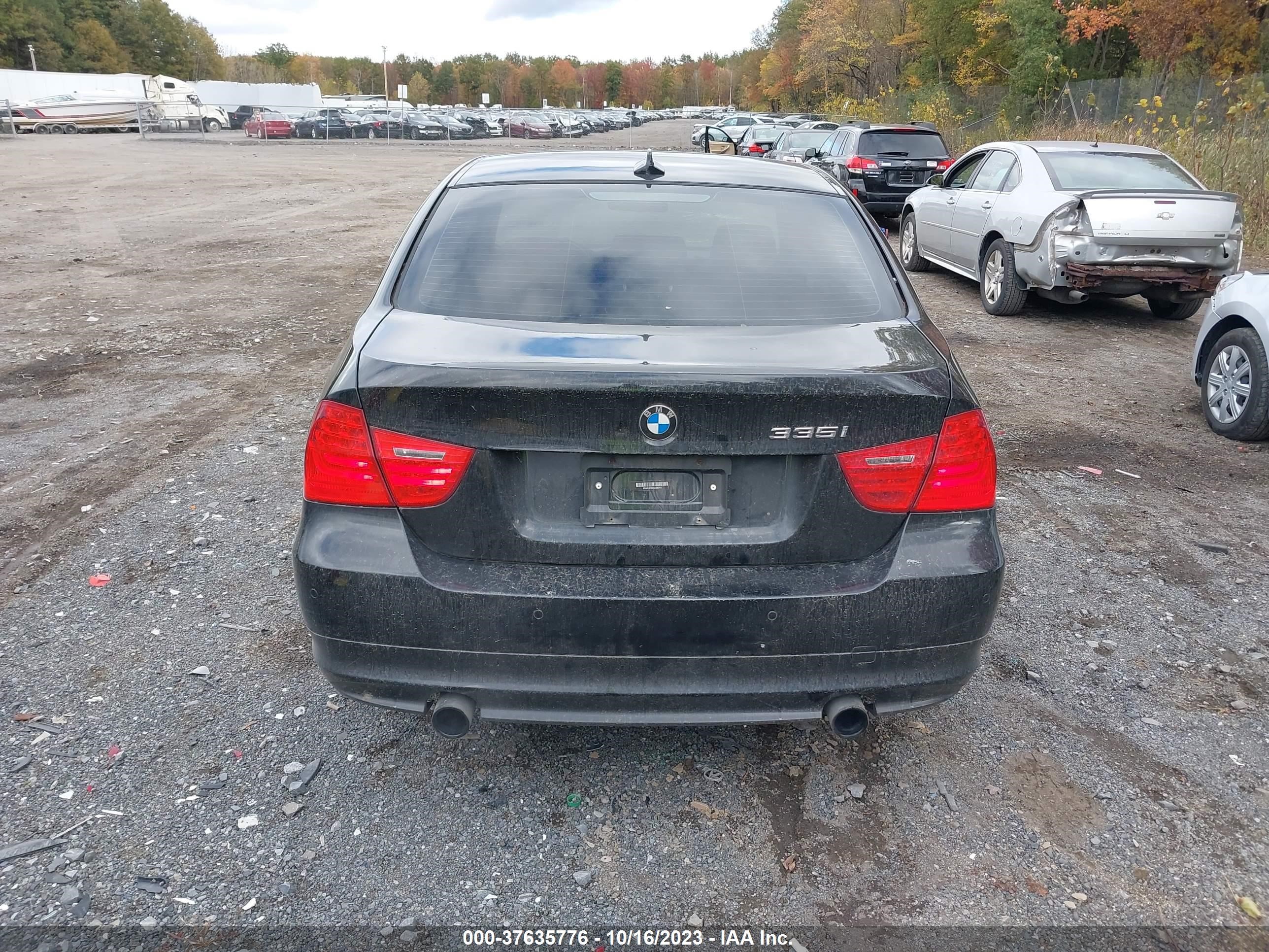 Photo 15 VIN: WBAPL5C56BA920932 - BMW 3ER 